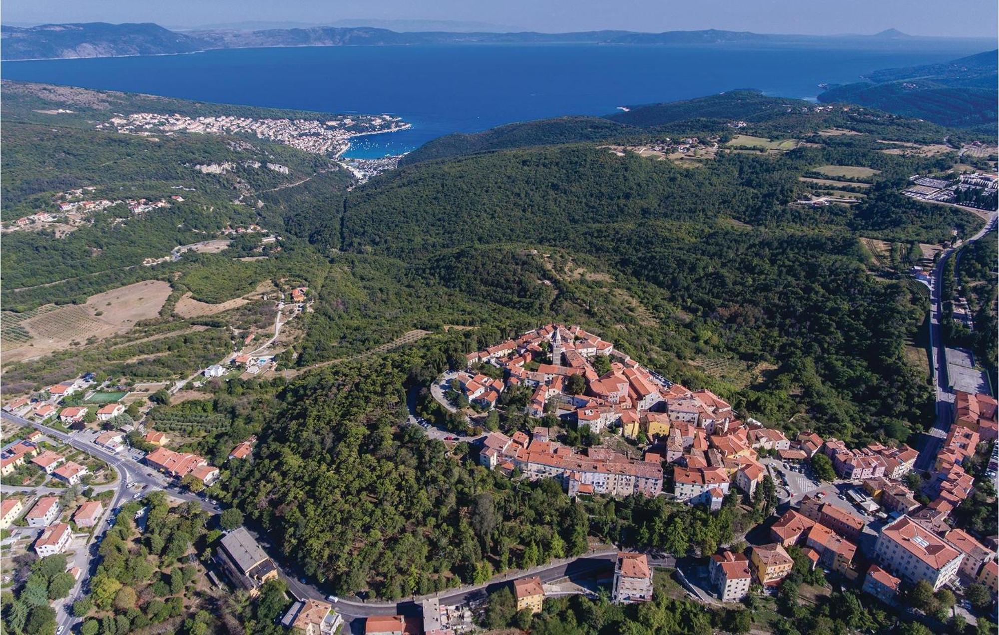 Cozy Apartment In Rabac With Kitchen Exterior photo